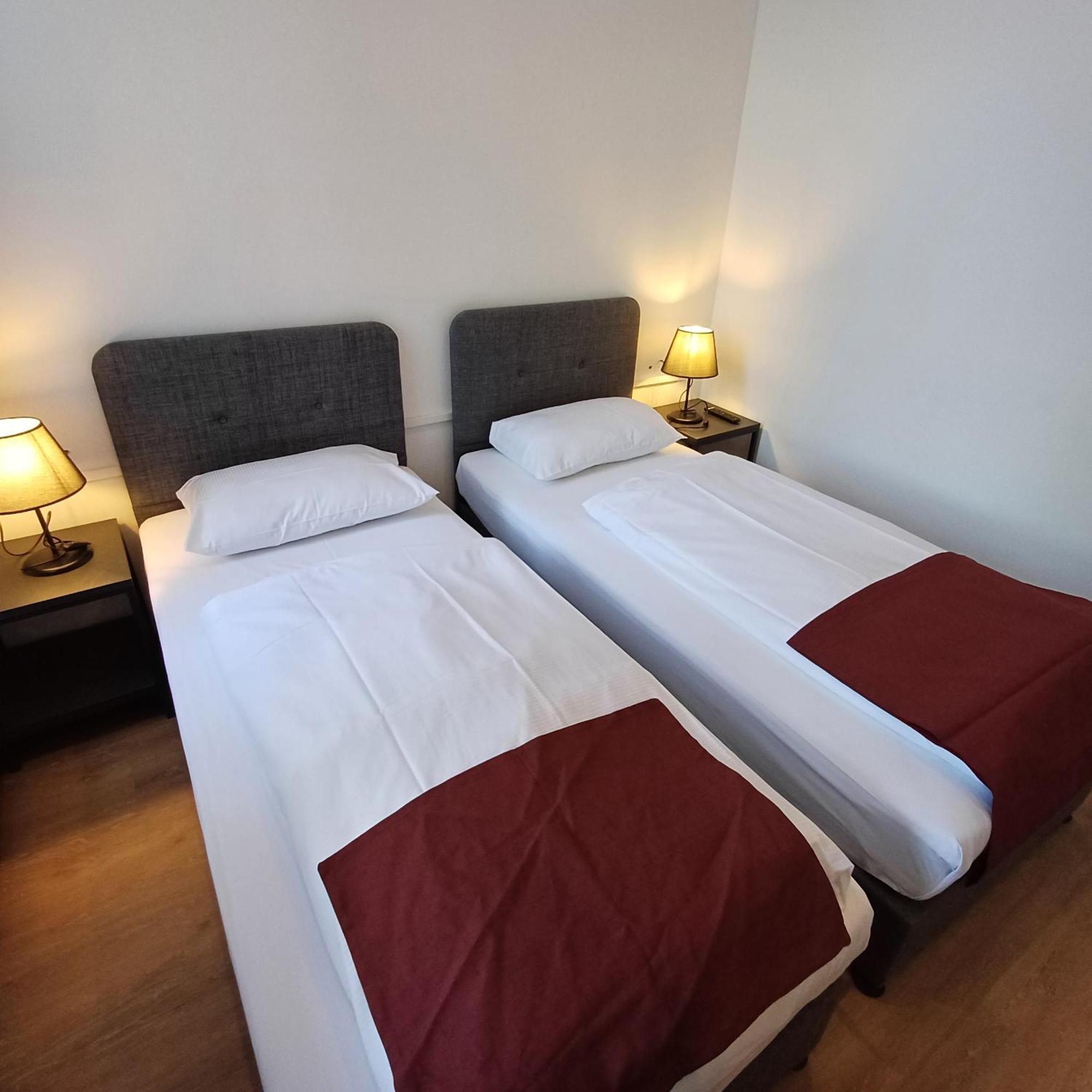 Trip Inn Hotel Duesseldorf นอยส์ ภายนอก รูปภาพ