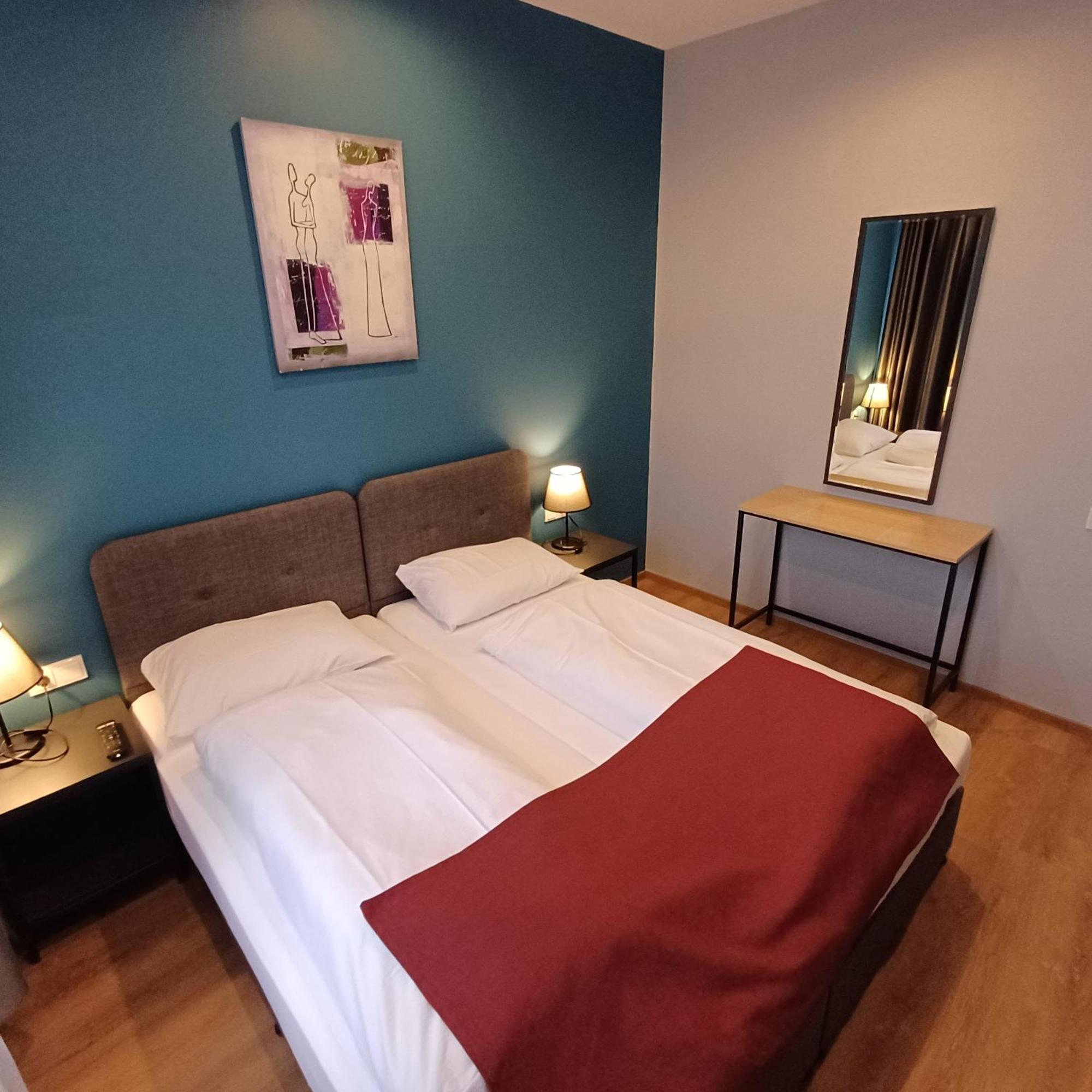 Trip Inn Hotel Duesseldorf นอยส์ ภายนอก รูปภาพ