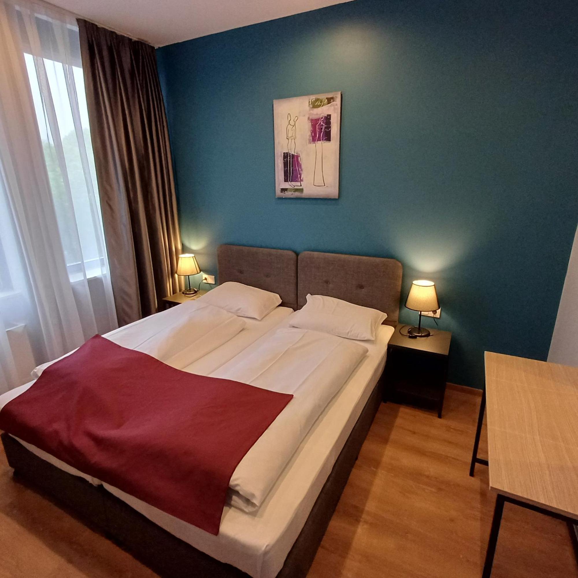 Trip Inn Hotel Duesseldorf นอยส์ ภายนอก รูปภาพ